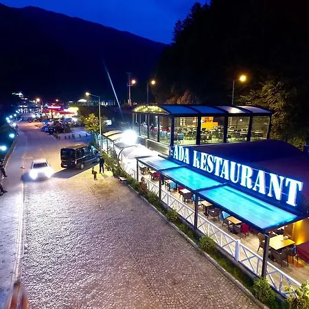 Ada Hotel *