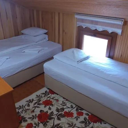 Otel Ada *